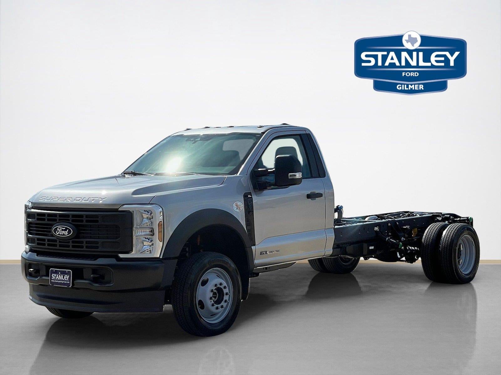 2027 Ford Super Duty F-450 DRW XL
