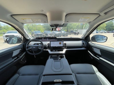 2027 Ford Expedition Active