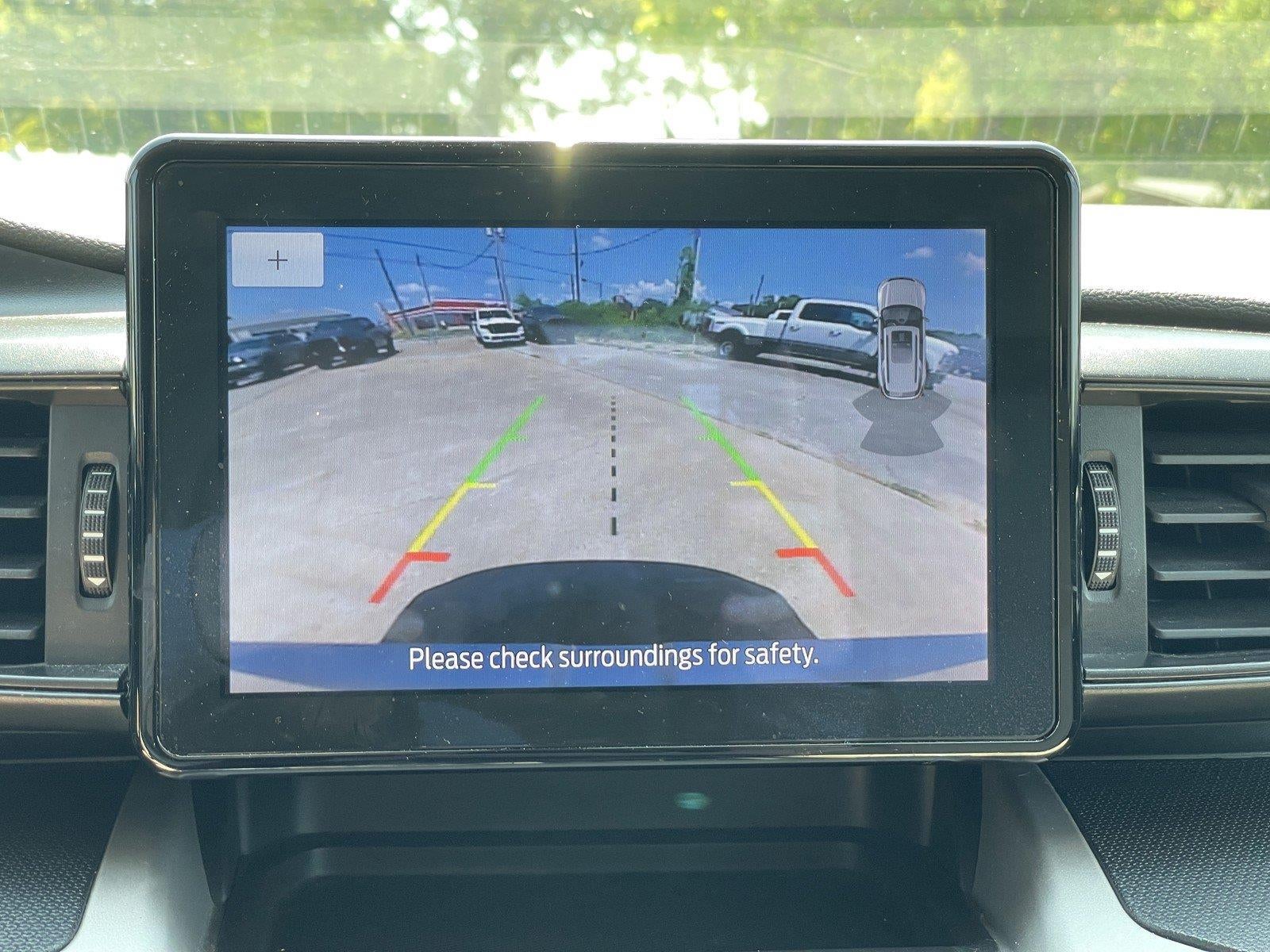 2022 Ford Explorer Base