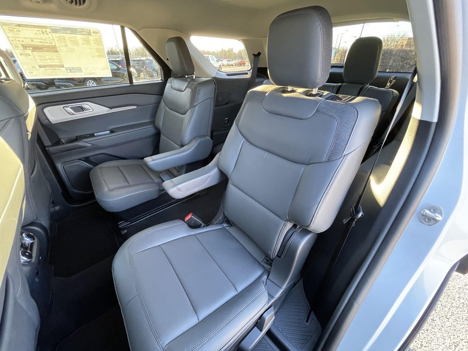 2026 Ford Explorer Active (100A)