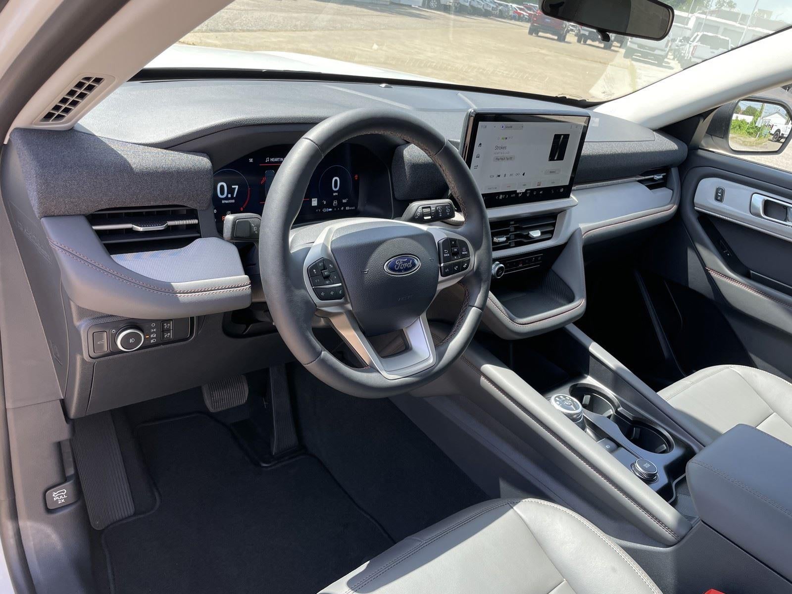 2026 Ford Explorer Active w/200A Pkg
