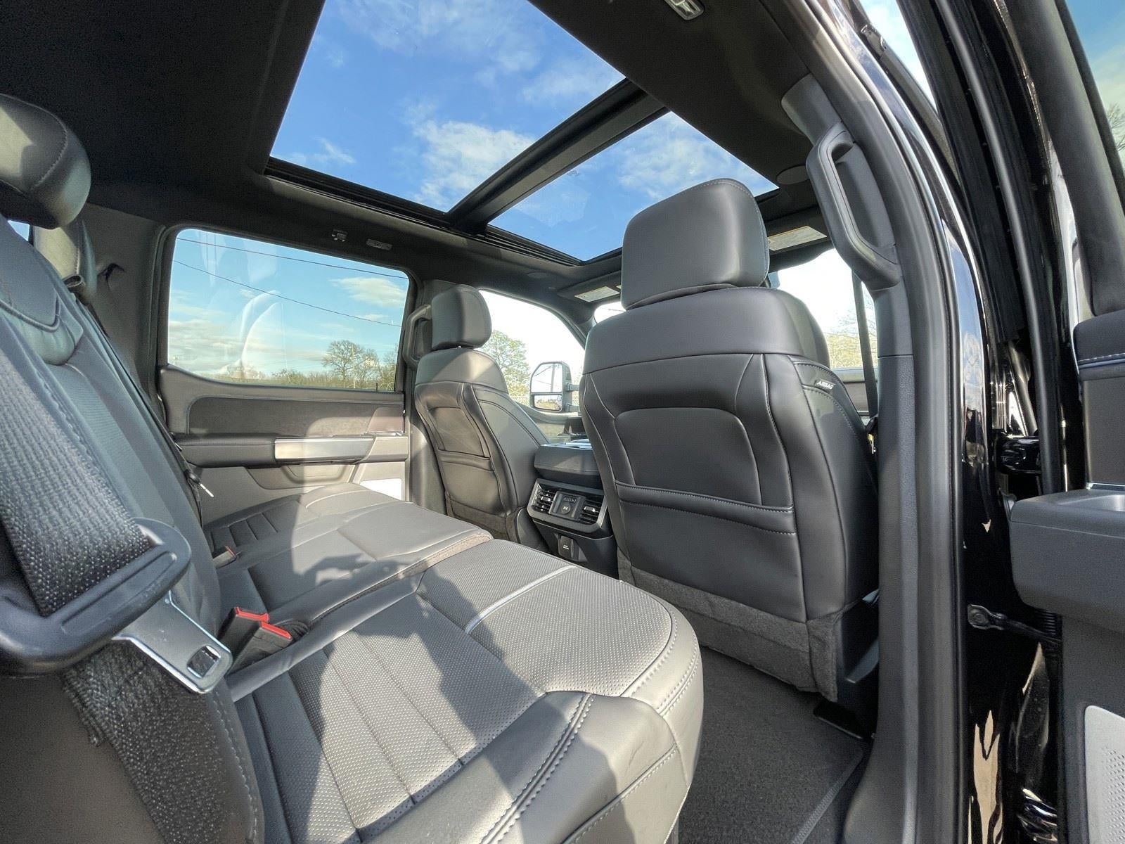 2026 Ford Super Duty F-250 SRW Platinum