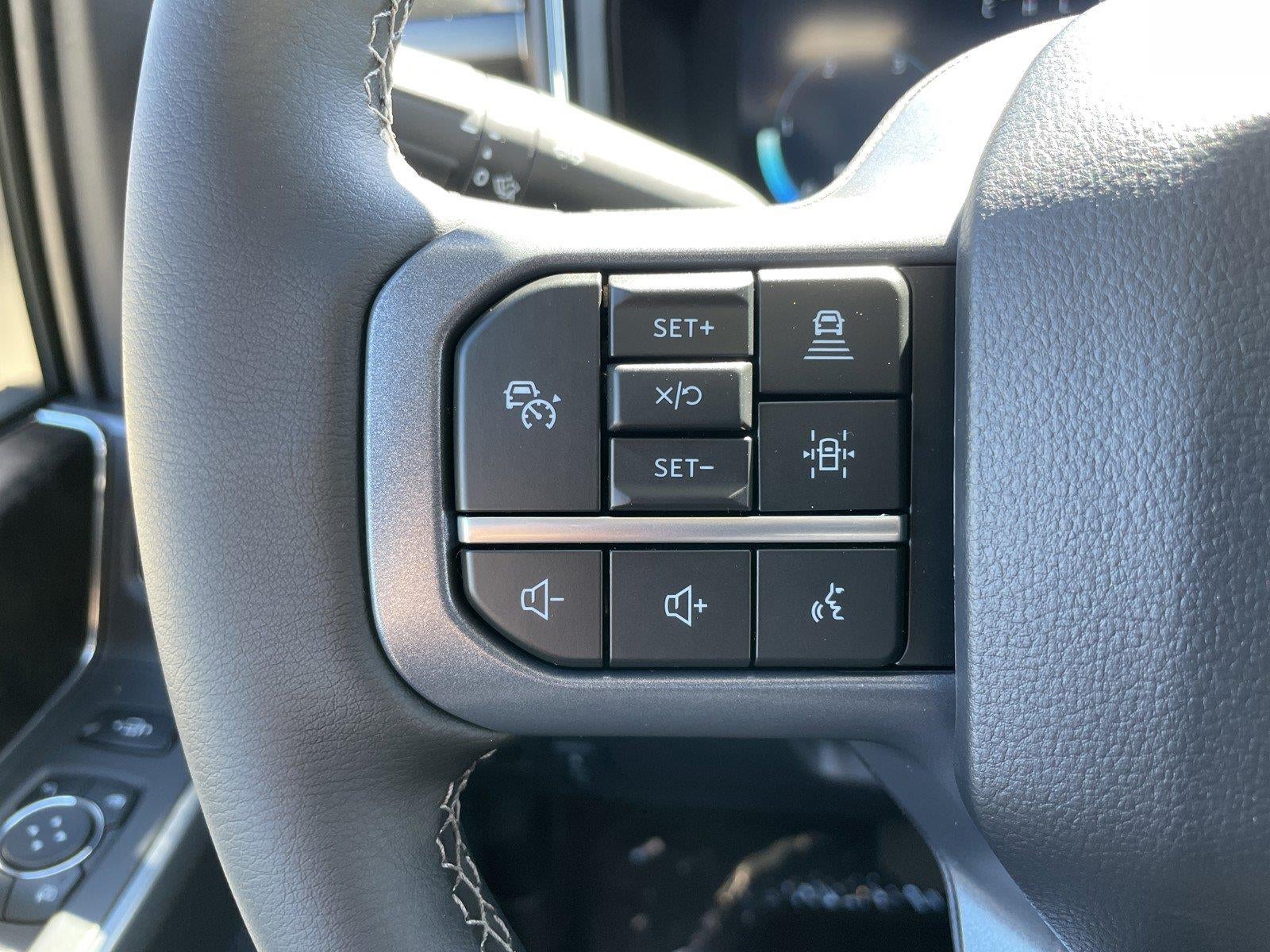 2027 Ford Super Duty F-250 SRW LARIAT