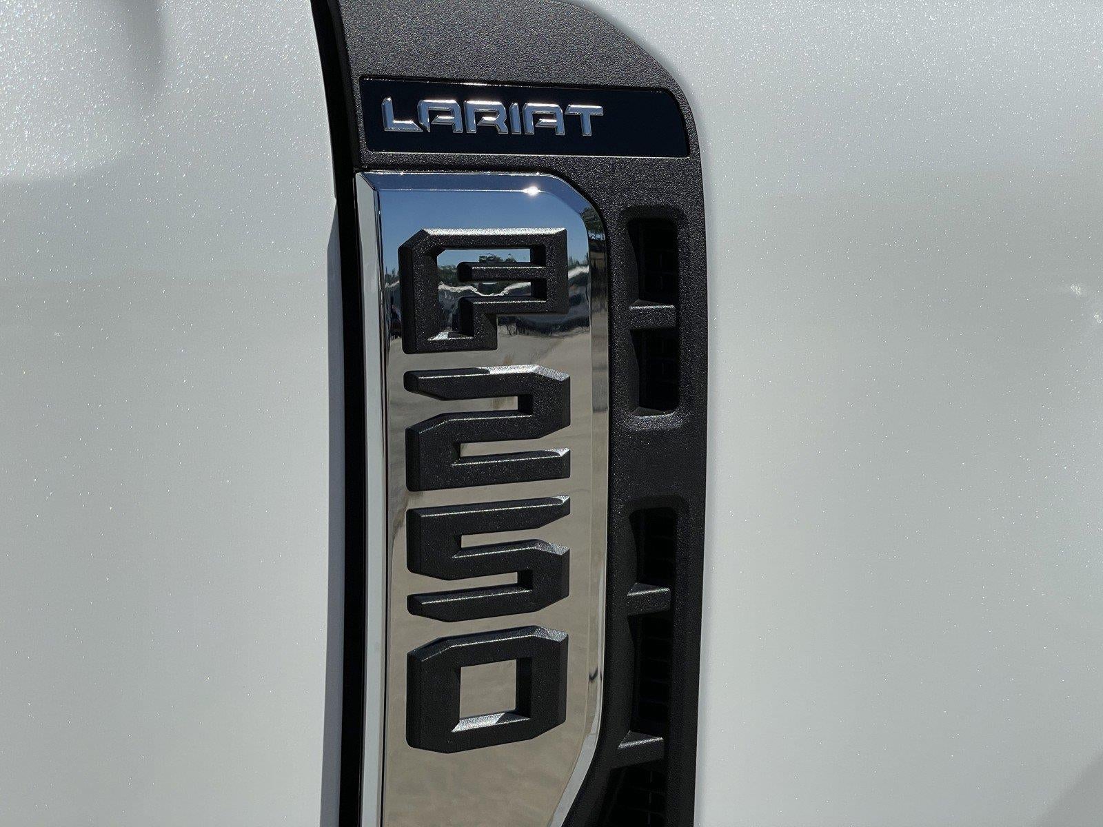 2027 Ford Super Duty F-250 SRW LARIAT