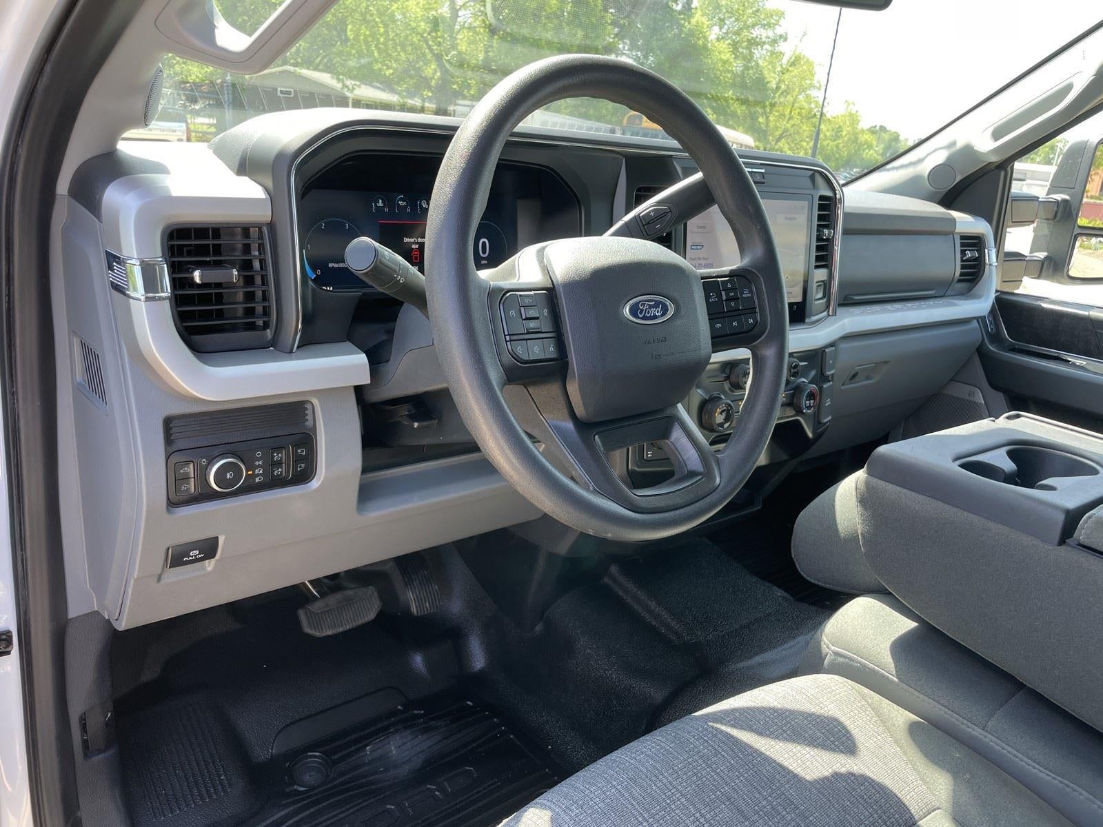 2025 Ford Super Duty F-250 SRW XLT