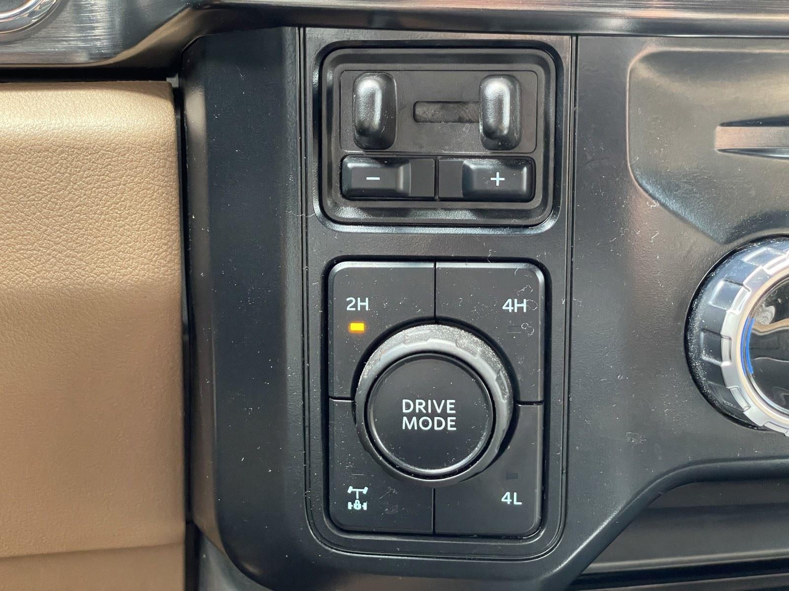 2025 Ford Super Duty F-250 SRW LARIAT