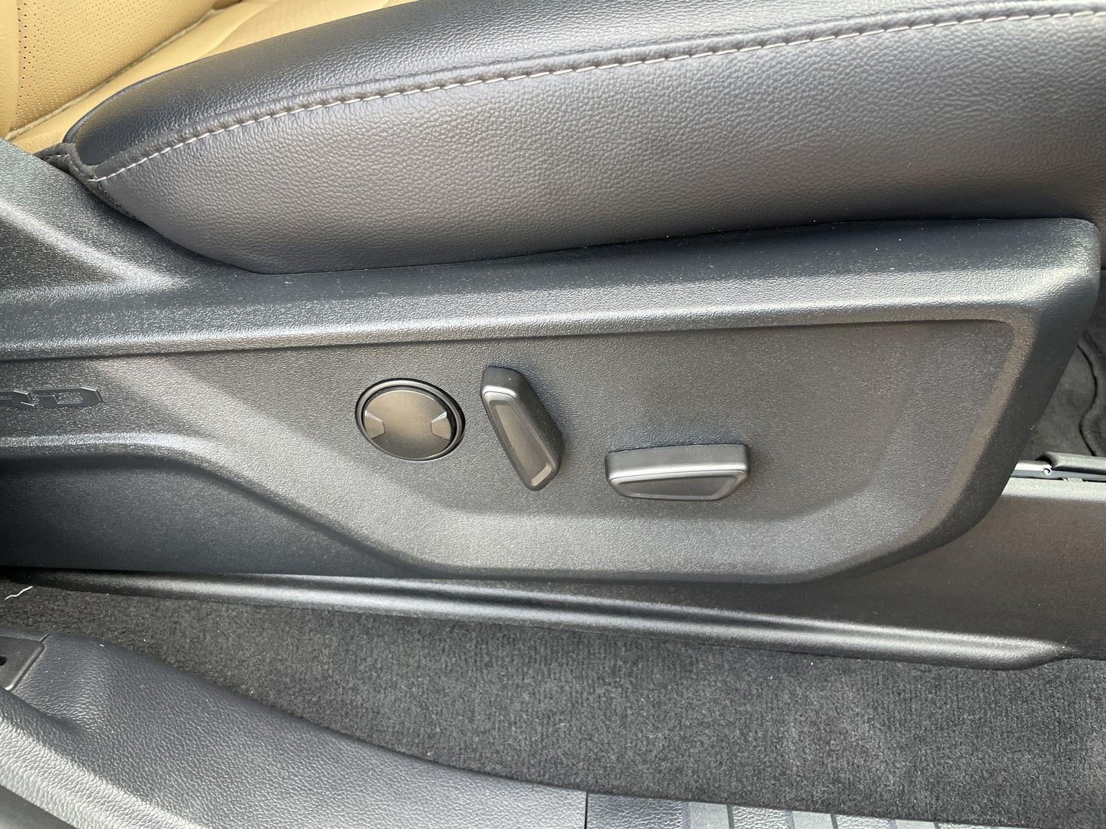 2025 Ford Super Duty F-250 SRW LARIAT