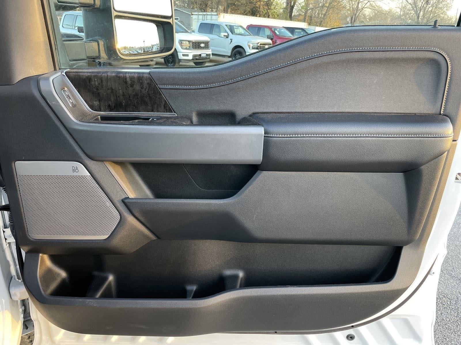 2024 Ford Super Duty F-250 SRW LARIAT