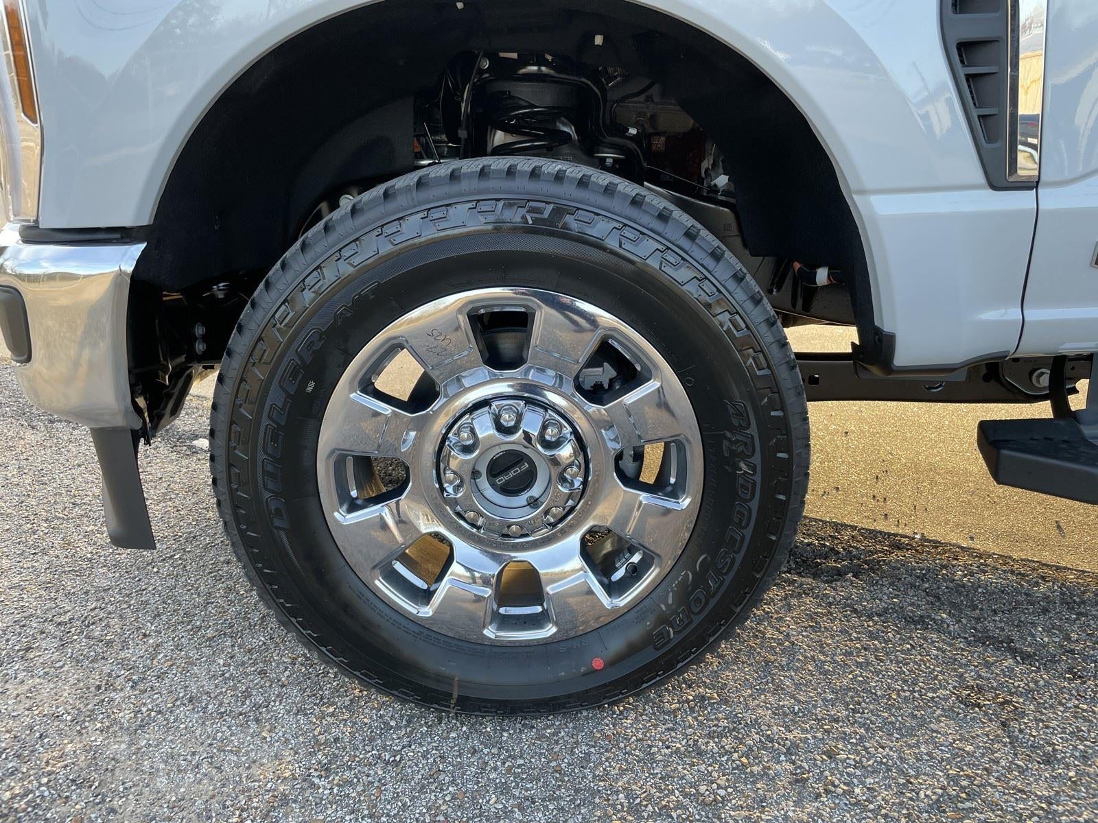 2026 Ford Super Duty F-250 SRW LARIAT