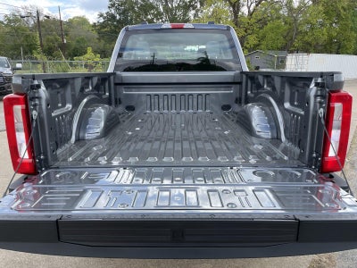 2027 Ford Super Duty F-350 SRW XL