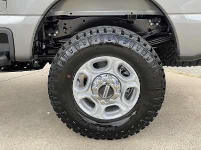 2027 Ford Super Duty F-350 SRW XL
