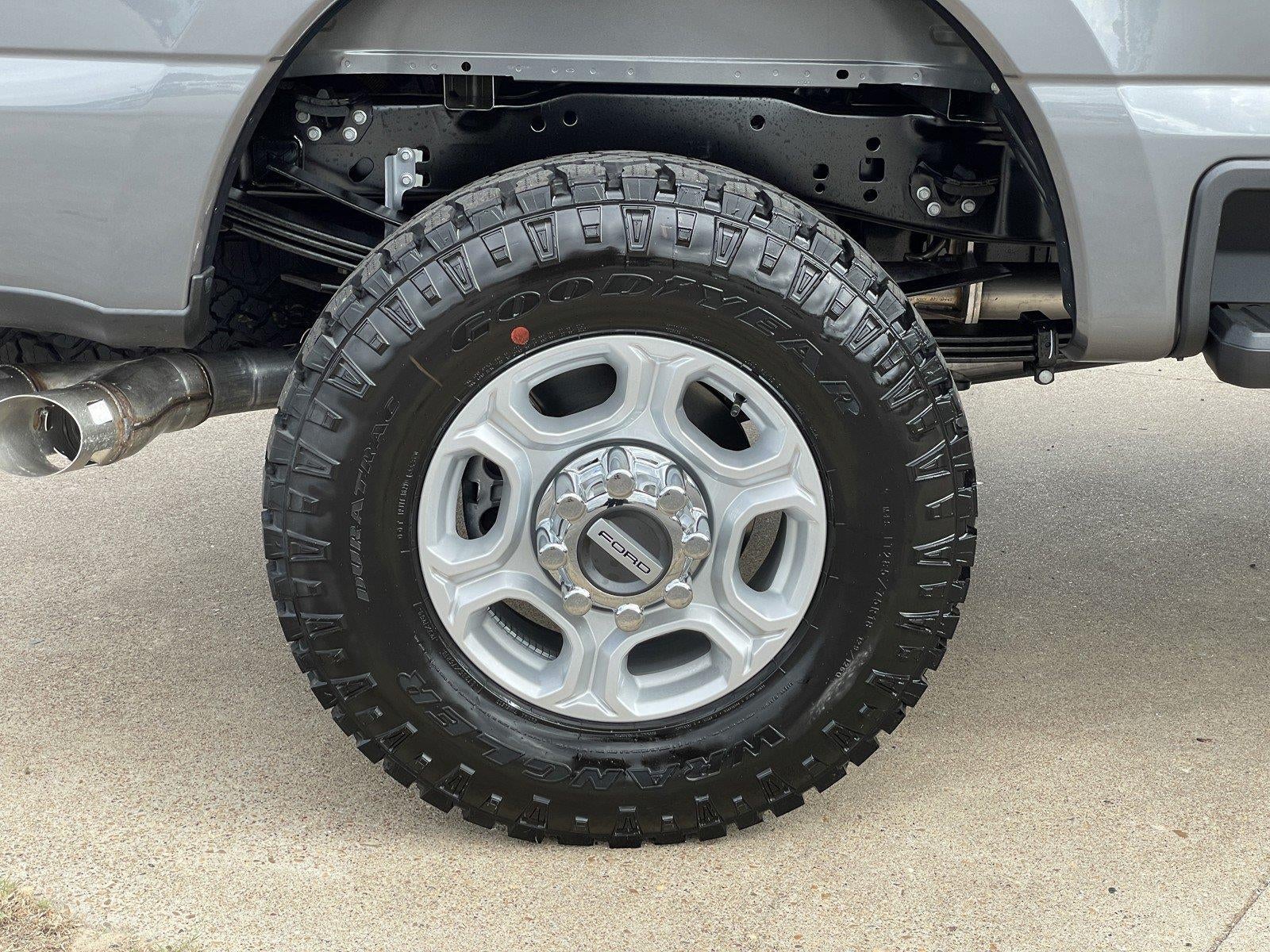 2027 Ford Super Duty F-350 SRW XL