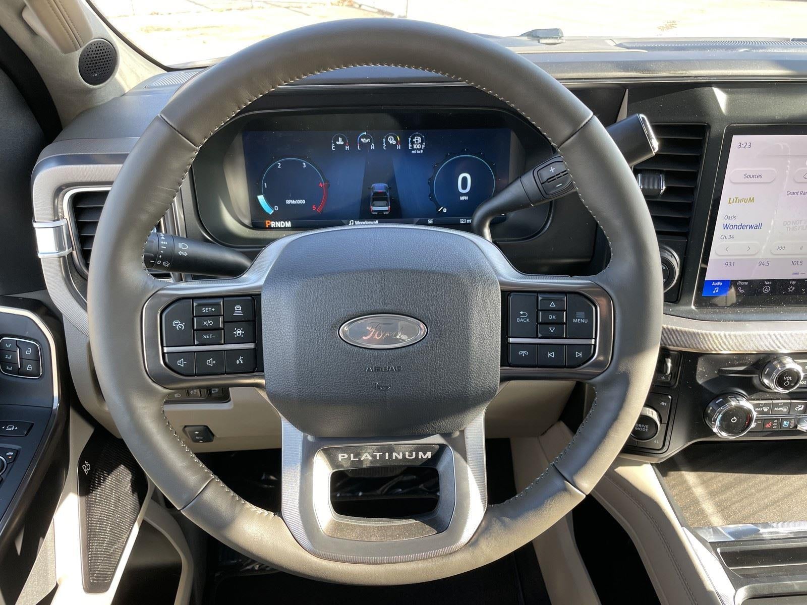 2026 Ford Super Duty F-350 DRW Platinum