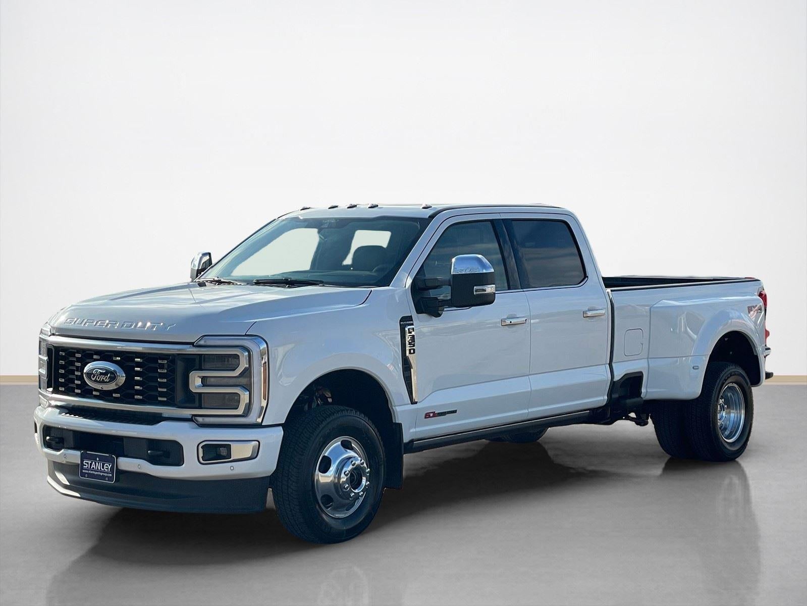 2026 Ford Super Duty F-350 DRW Platinum