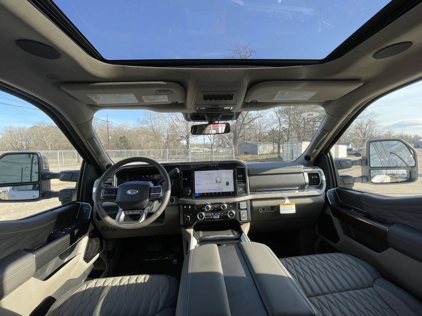 2026 Ford Super Duty F-350 DRW Platinum