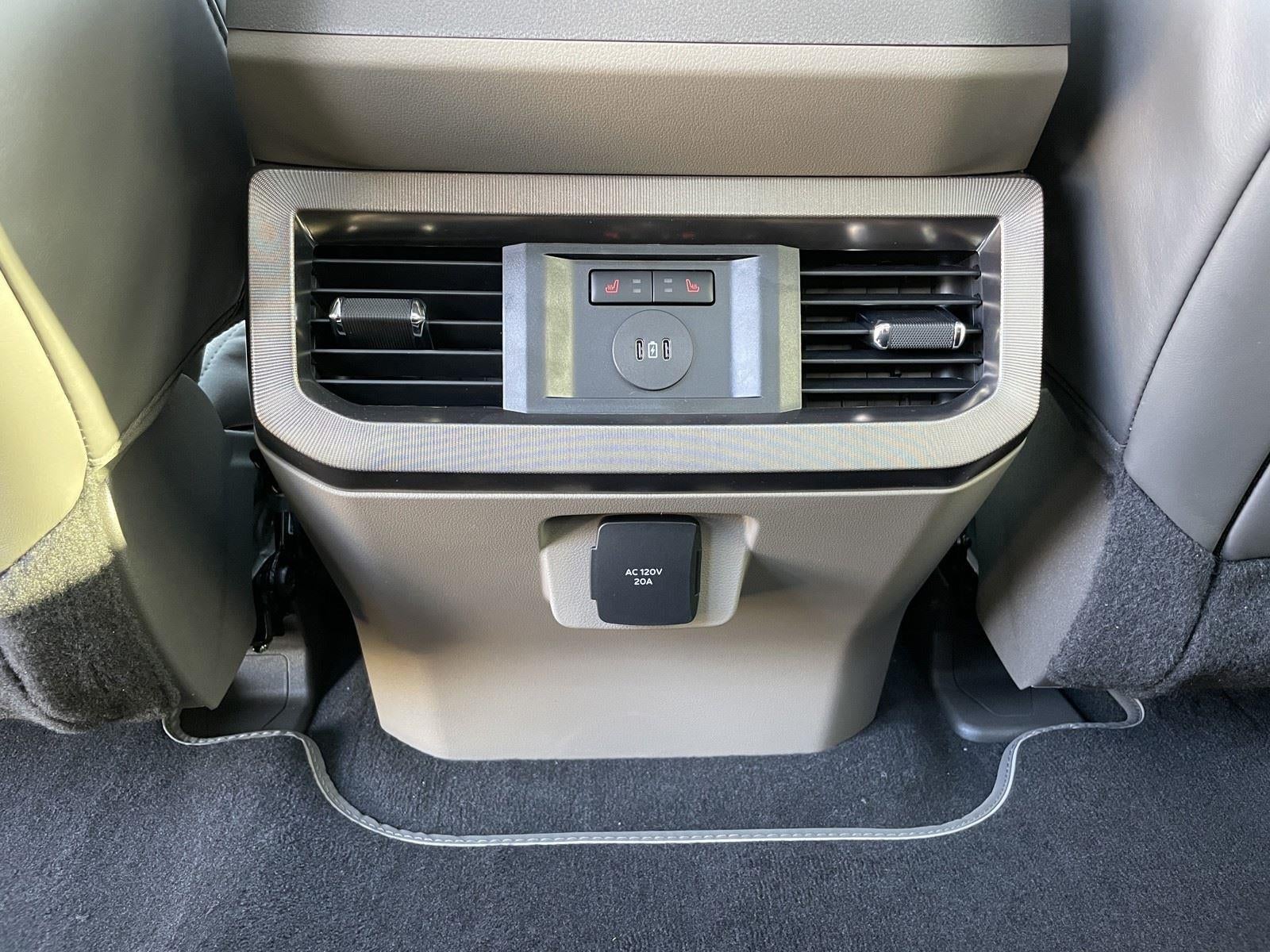 2026 Ford Super Duty F-350 DRW Platinum