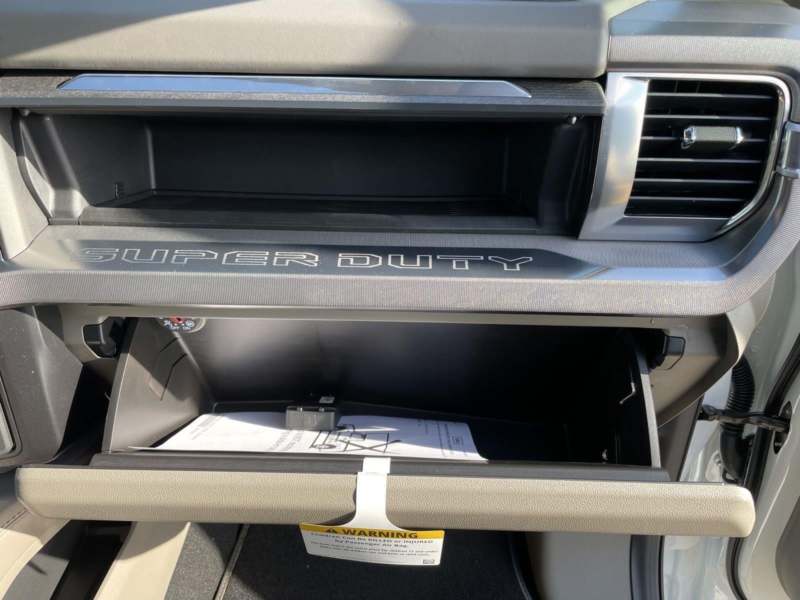 2026 Ford Super Duty F-350 DRW Platinum