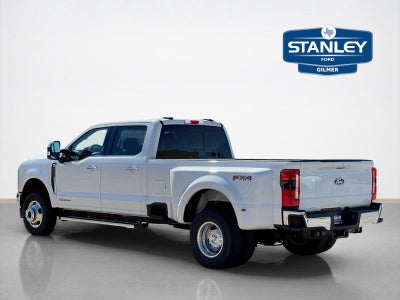 2027 Ford Super Duty F-350 DRW LARIAT