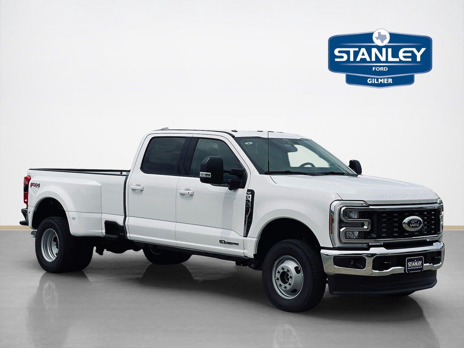2026 Ford Super Duty F-350 Drw XLT