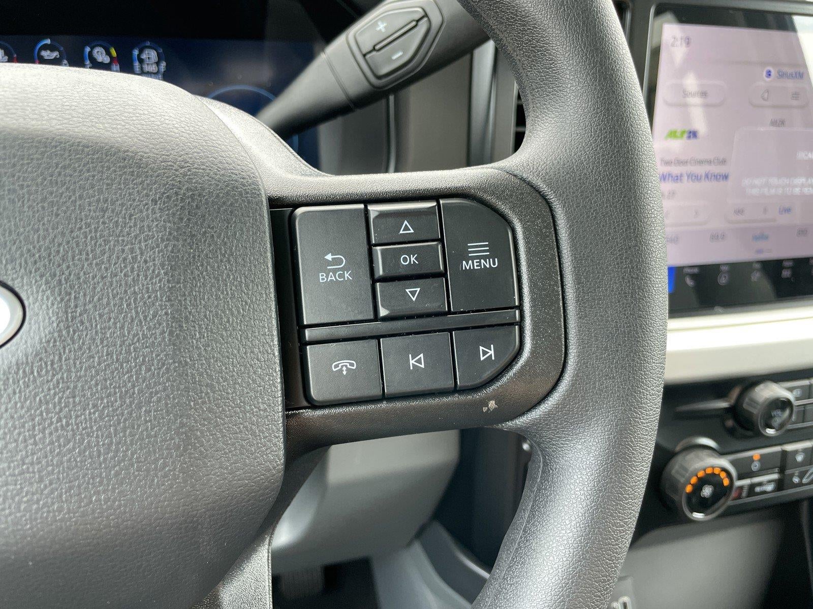 2026 Ford Super Duty F-350 Drw XLT