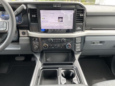 2026 Ford Super Duty F-350 Drw XLT