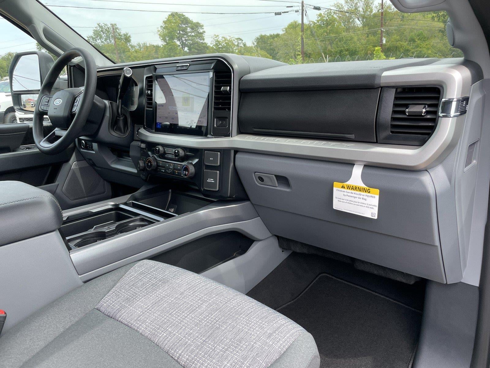 2026 Ford Super Duty F-350 Drw XLT