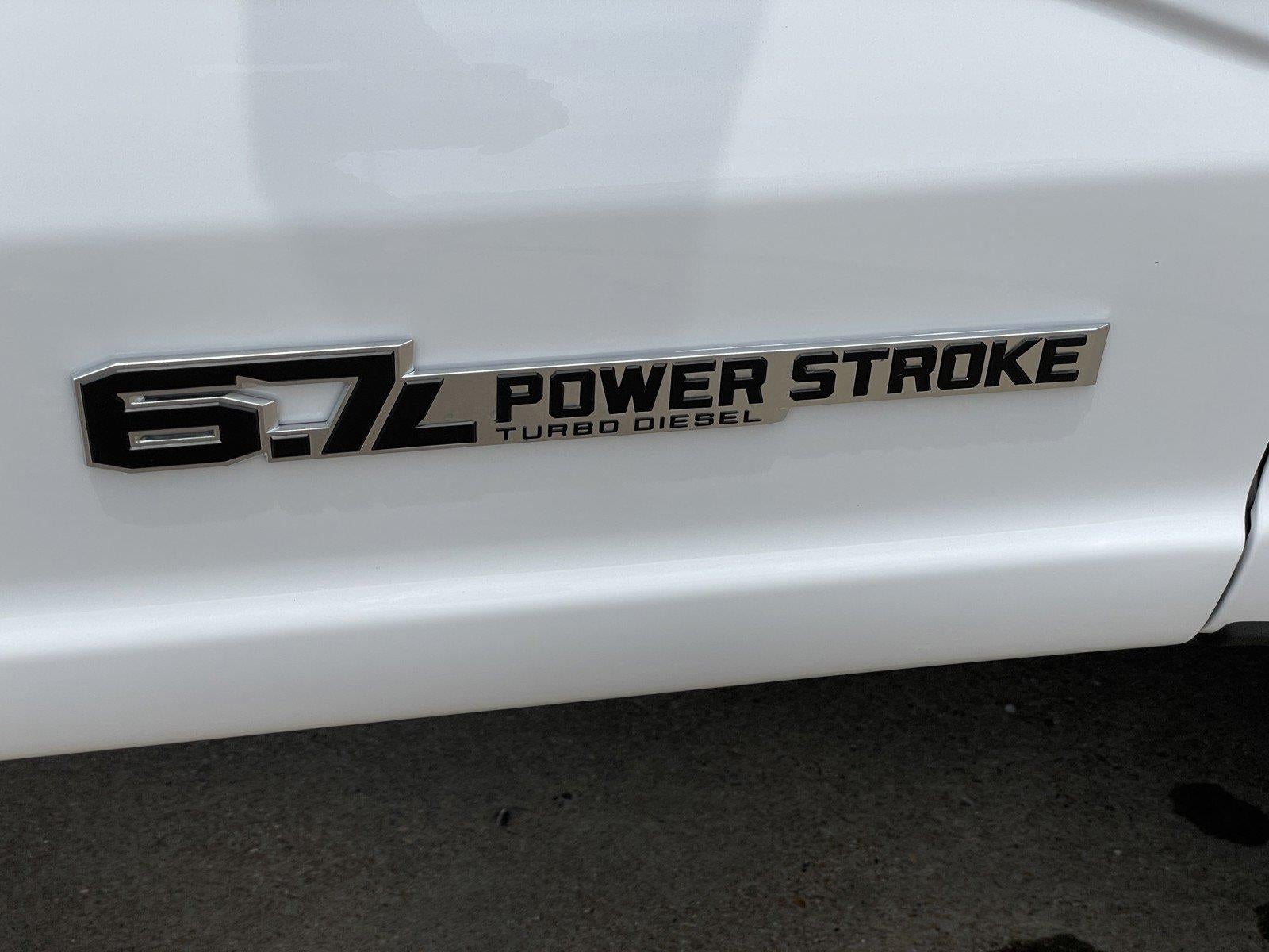 2026 Ford Super Duty F-350 Drw XLT