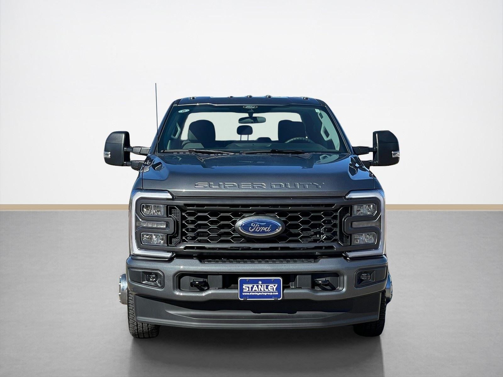 2026 Ford Super Duty F-350 DRW XL