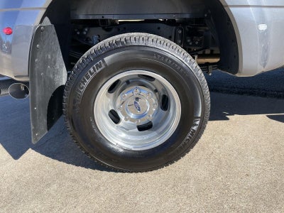 2026 Ford Super Duty F-350 DRW XL