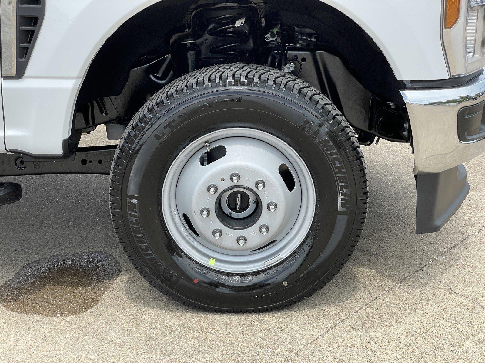 2026 Ford Super Duty F-350 Drw XL