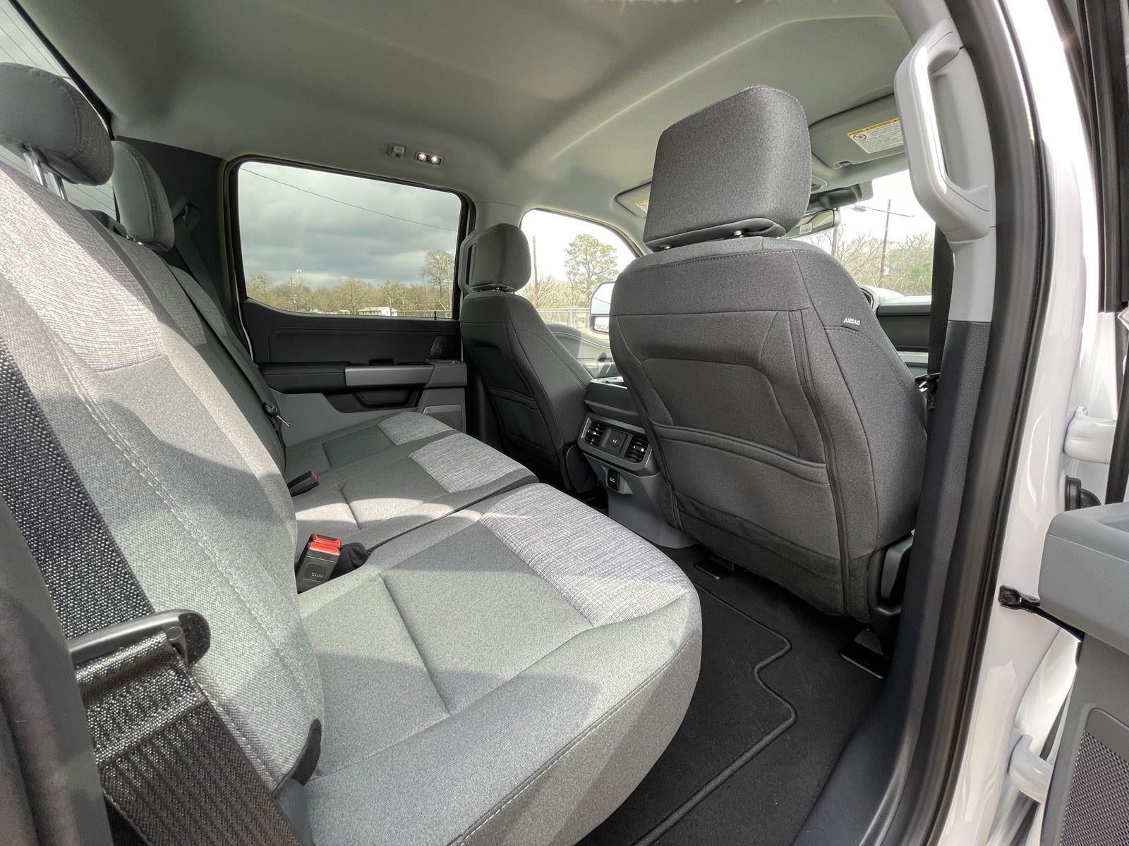 2026 Ford Super Duty F-350 DRW XLT