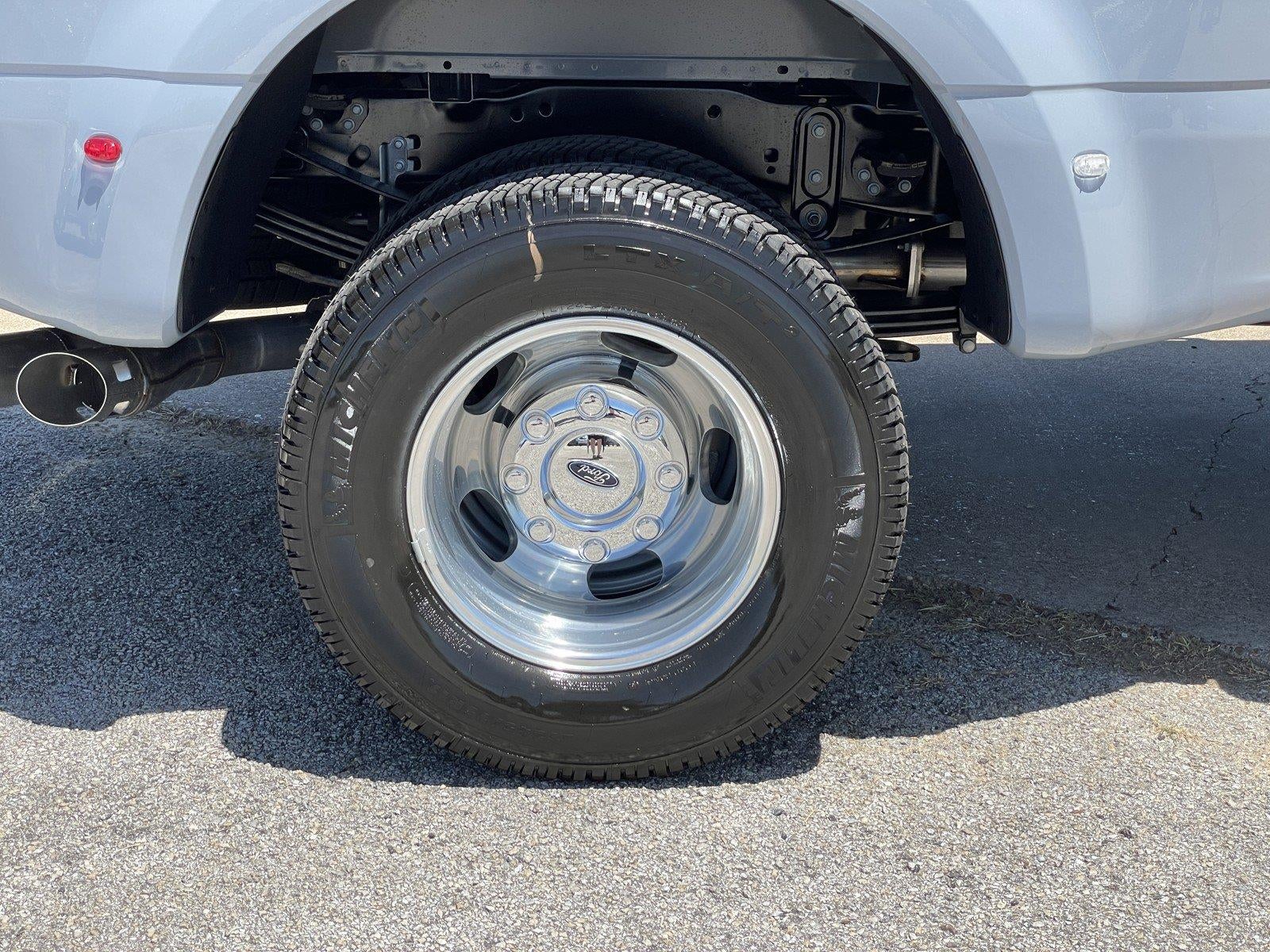 2026 Ford Super Duty F-350 Drw LARIAT