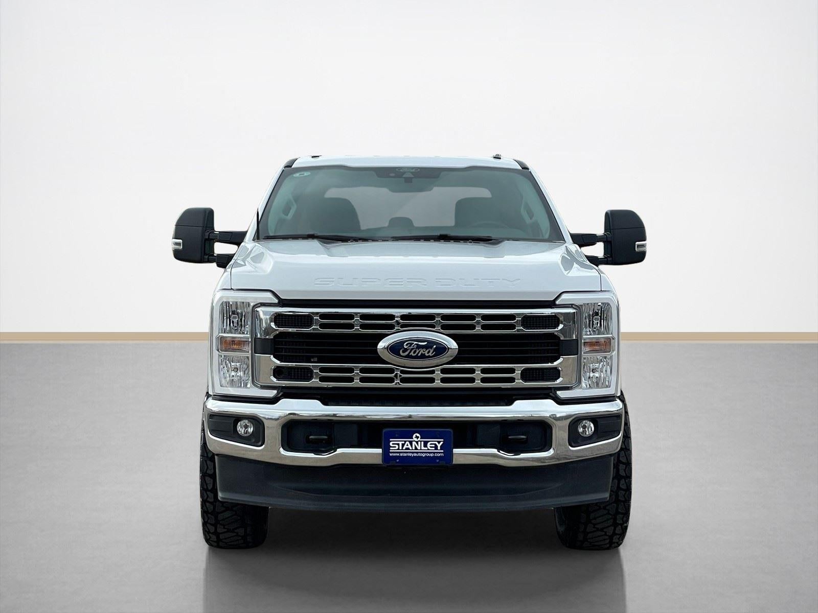 2025 Ford Super Duty F-350 DRW XLT