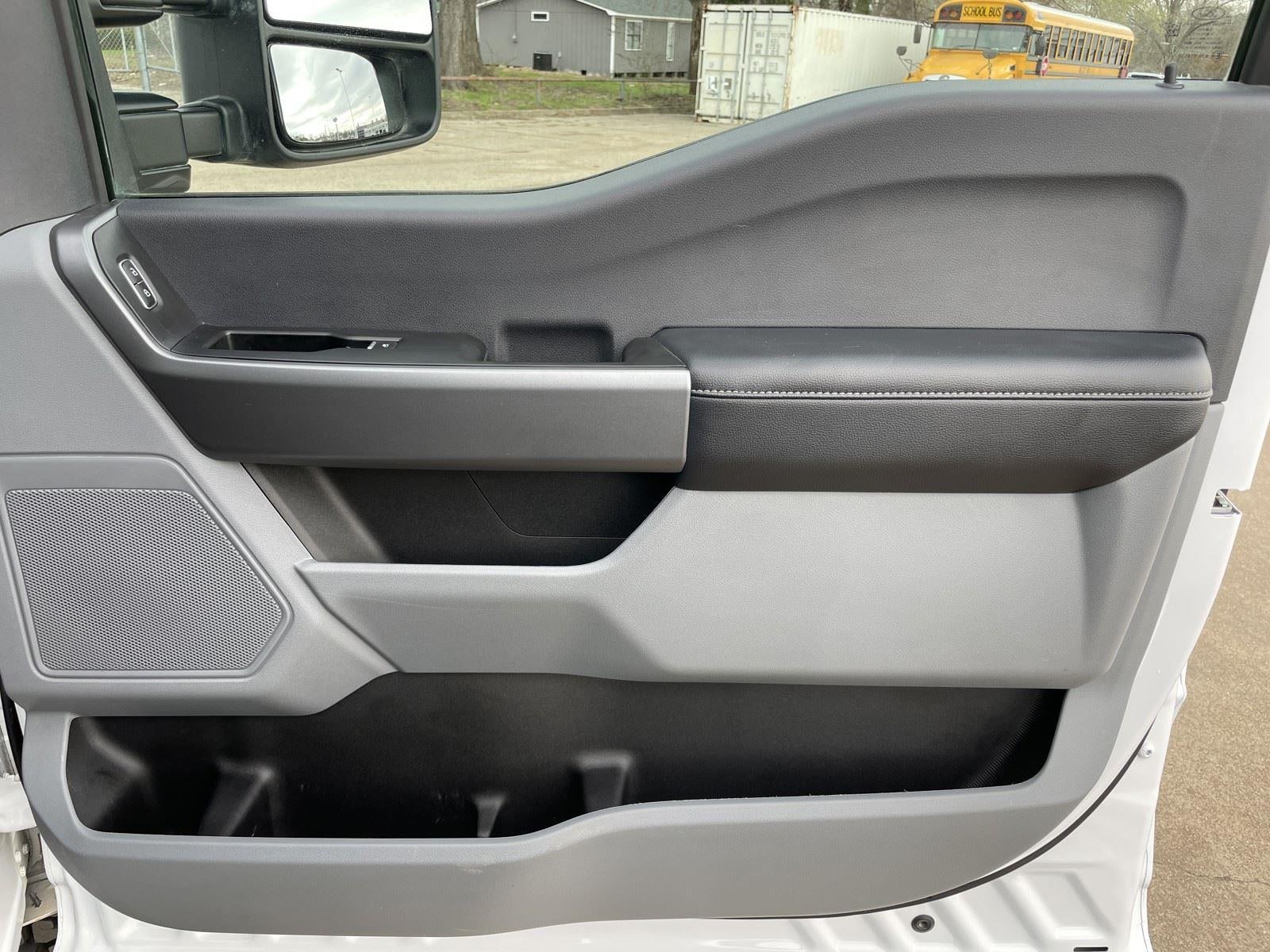 2025 Ford Super Duty F-350 DRW XLT