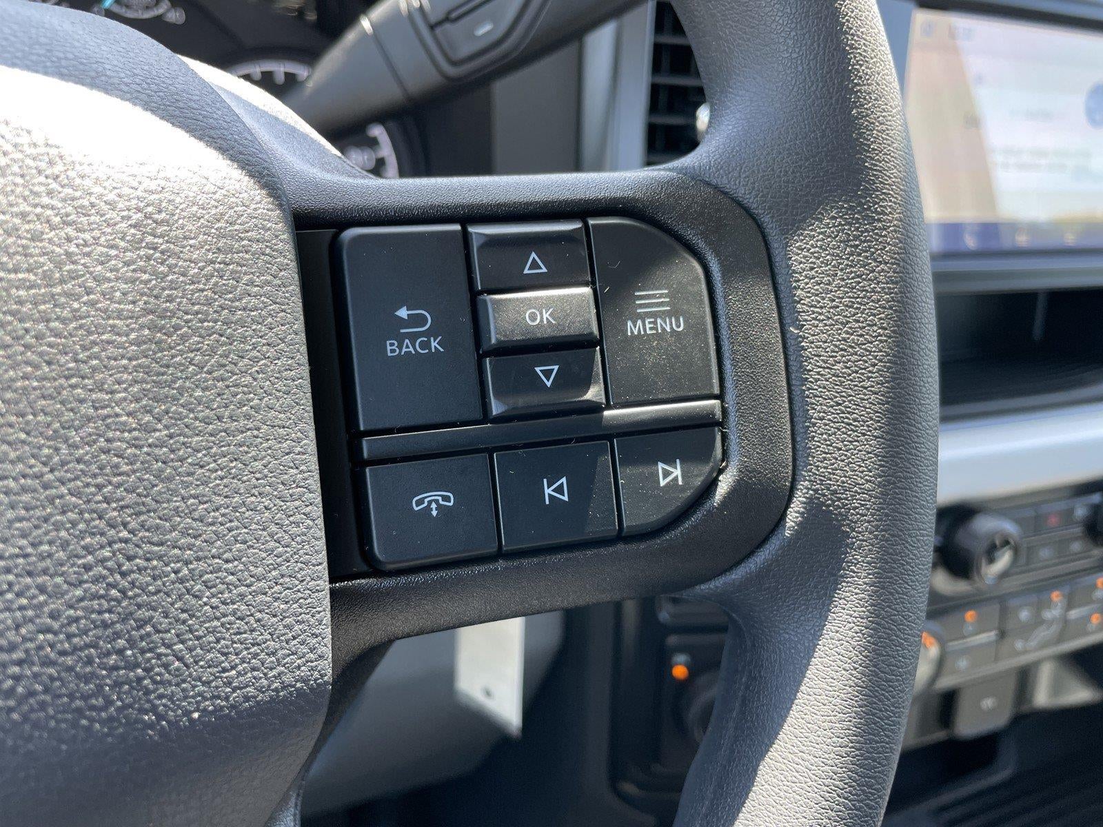 2026 Ford Super Duty F-350 Drw XL