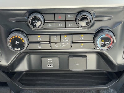 2027 Ford Super Duty F-250 SRW XLT