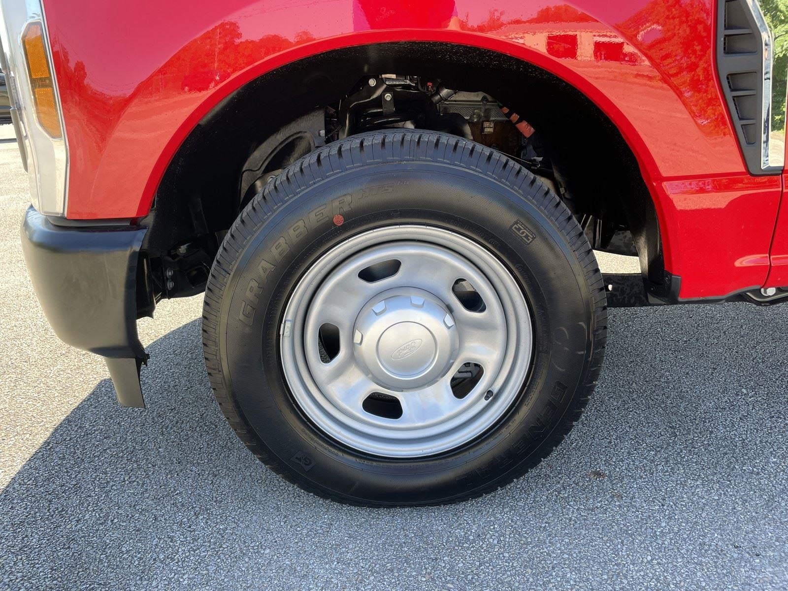 2026 Ford Super Duty F-350 SRW XL