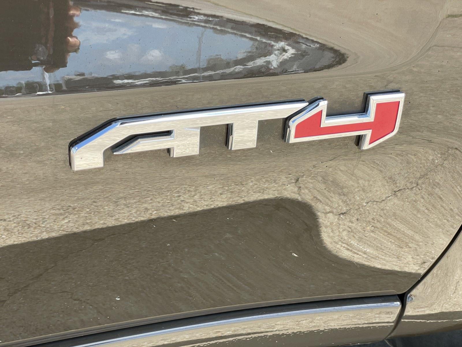 2023 GMC Sierra 1500 AT4