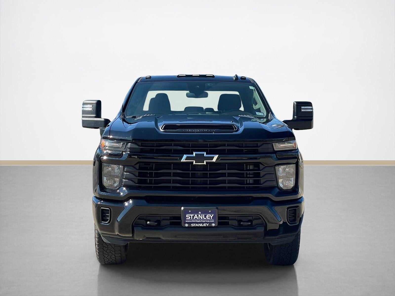 2024 Chevrolet Silverado 2500HD Custom