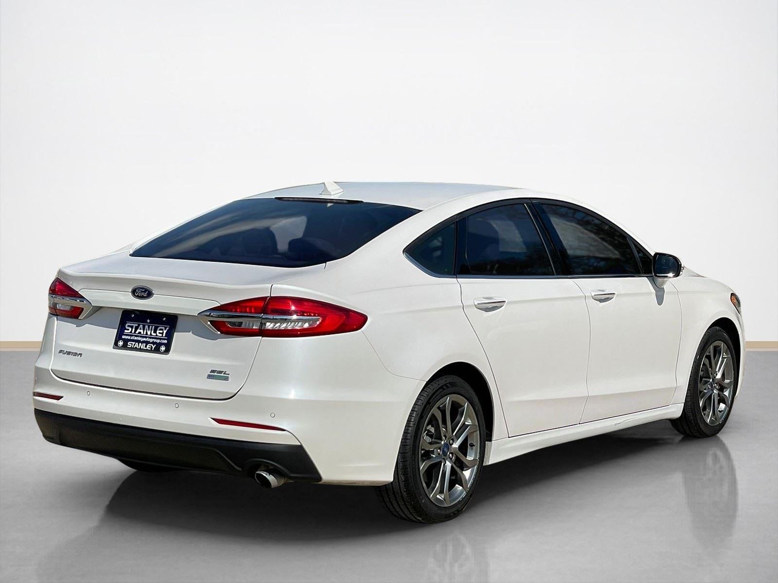 2020 Ford Fusion SEL