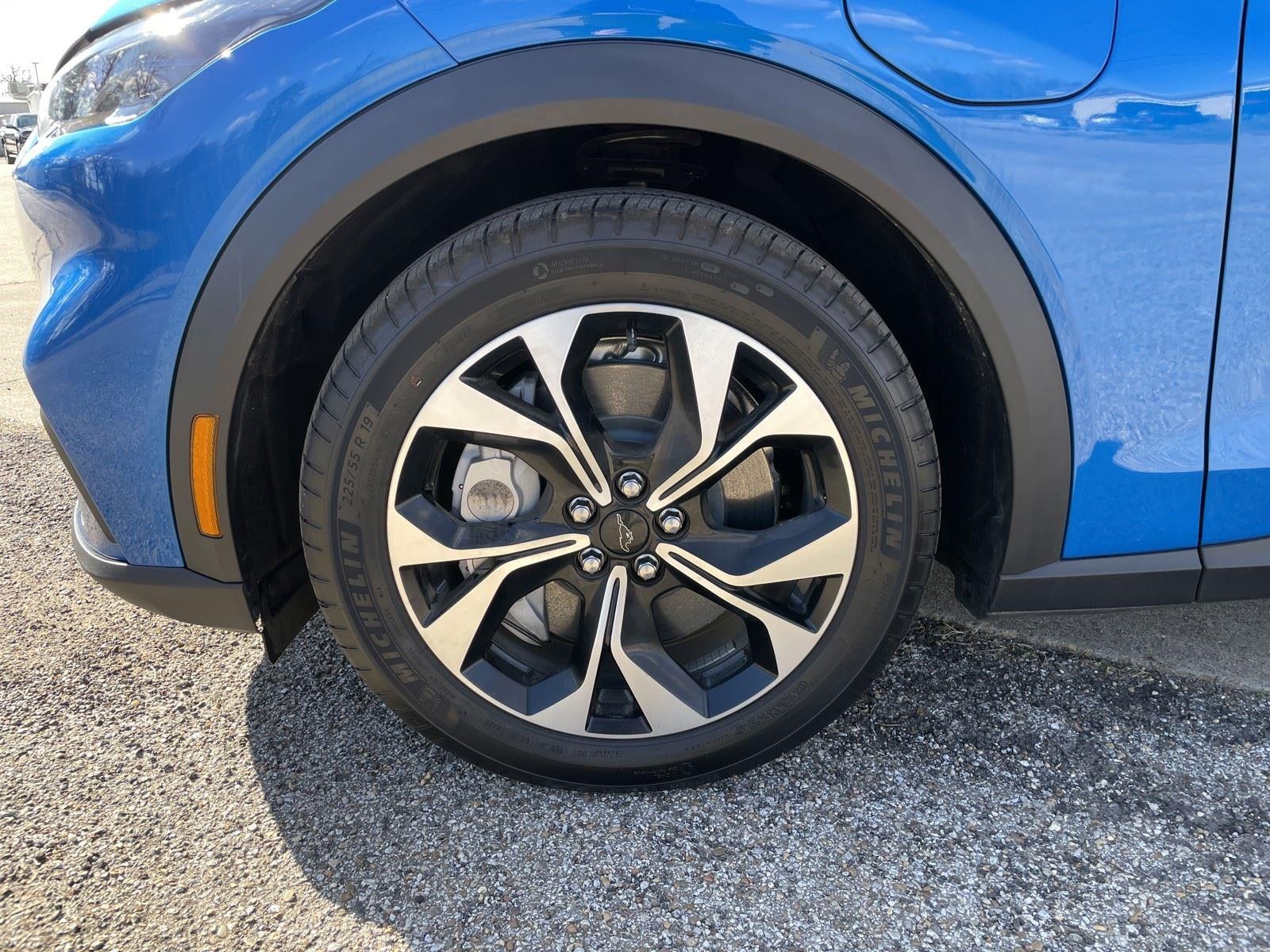 2025 Ford Mustang Mach-E Select