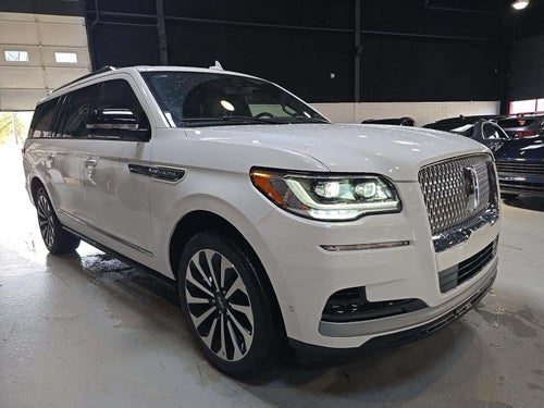 2023 Lincoln Navigator L Reserve