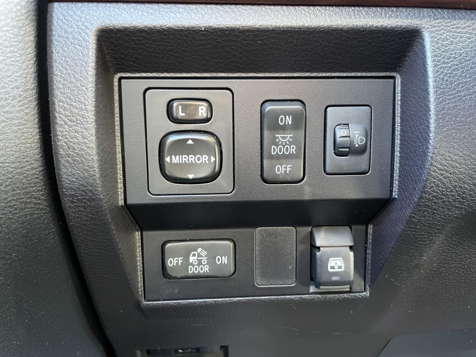 2015 Toyota Tundra Truck LTD