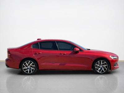 2020 Volvo S60 Momentum
