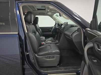 2024 INFINITI QX80 LUXE