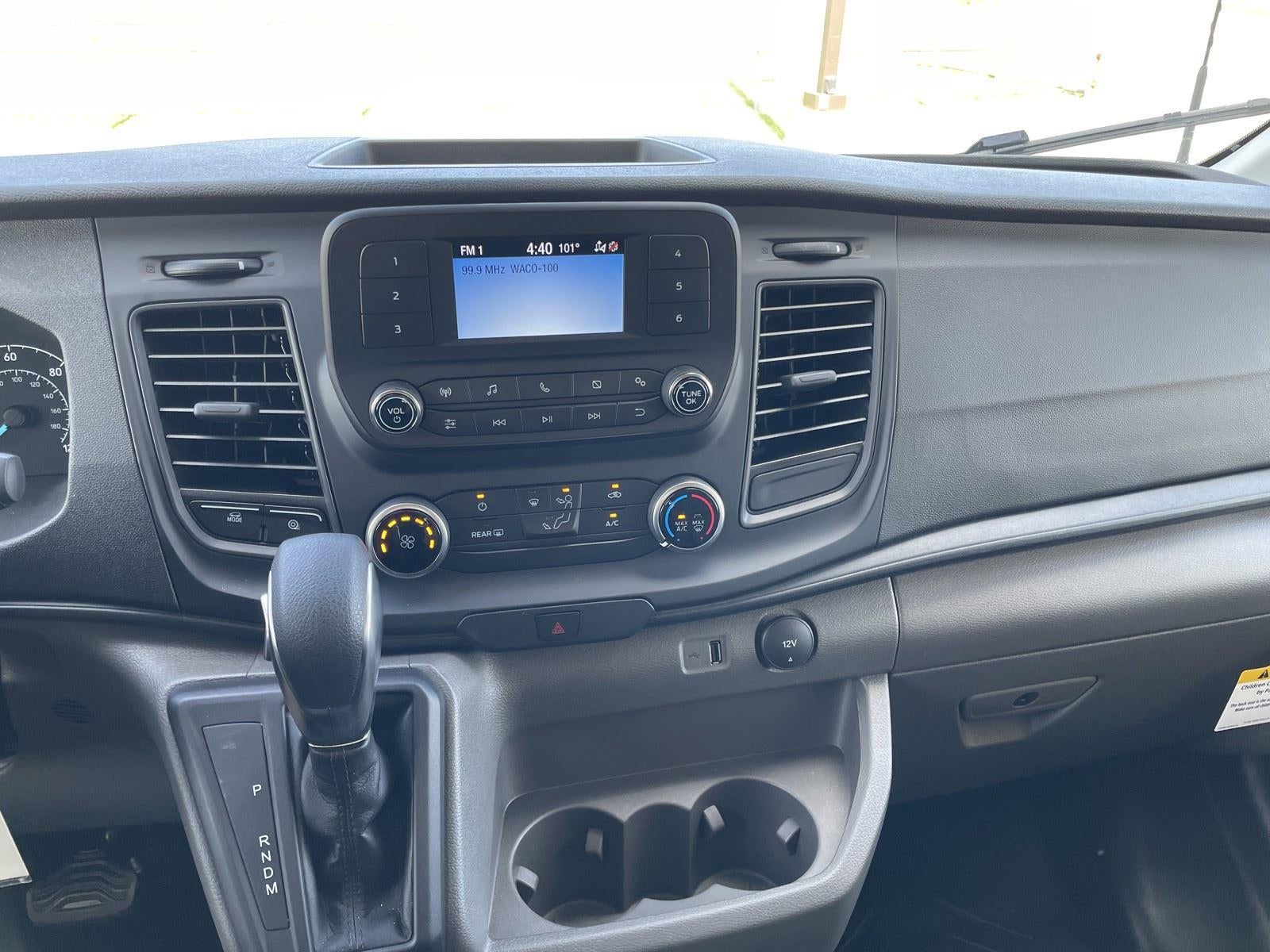 2025 Ford Transit Passenger Wagon XL