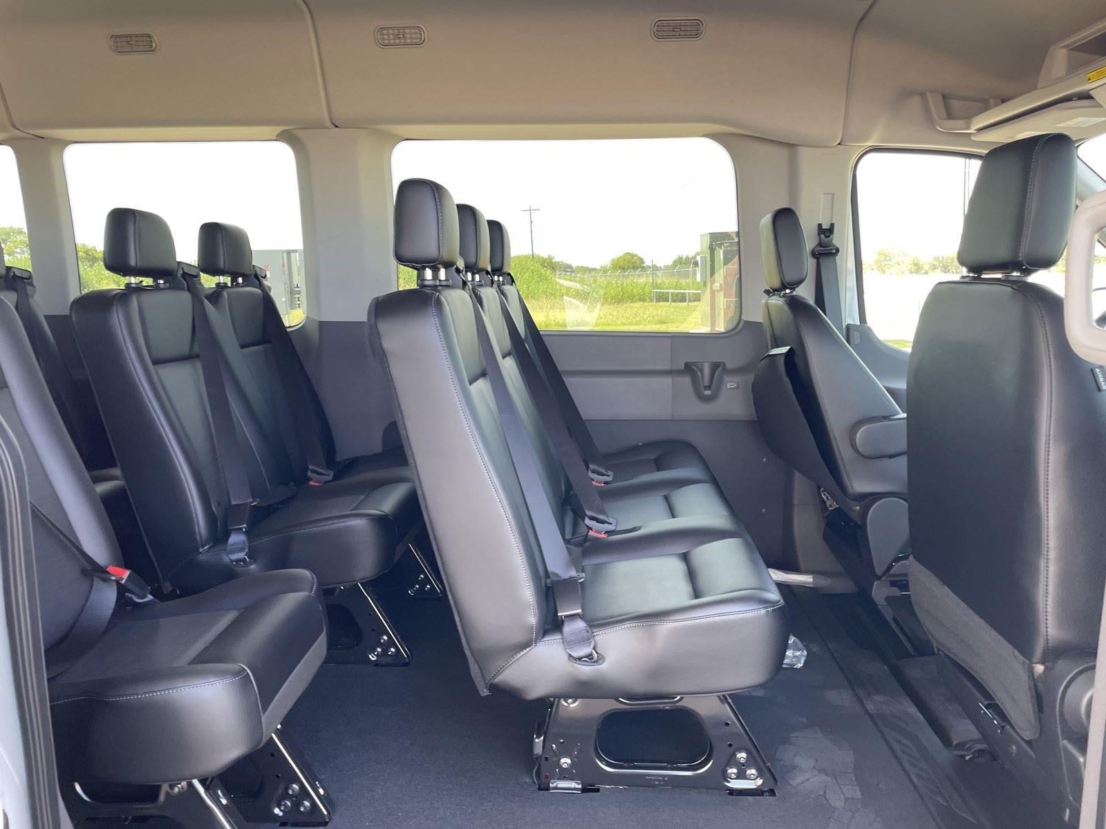 2025 Ford Transit Passenger Wagon XL