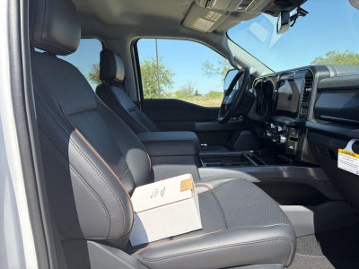 2027 Ford Super Duty F-450 DRW LARIAT