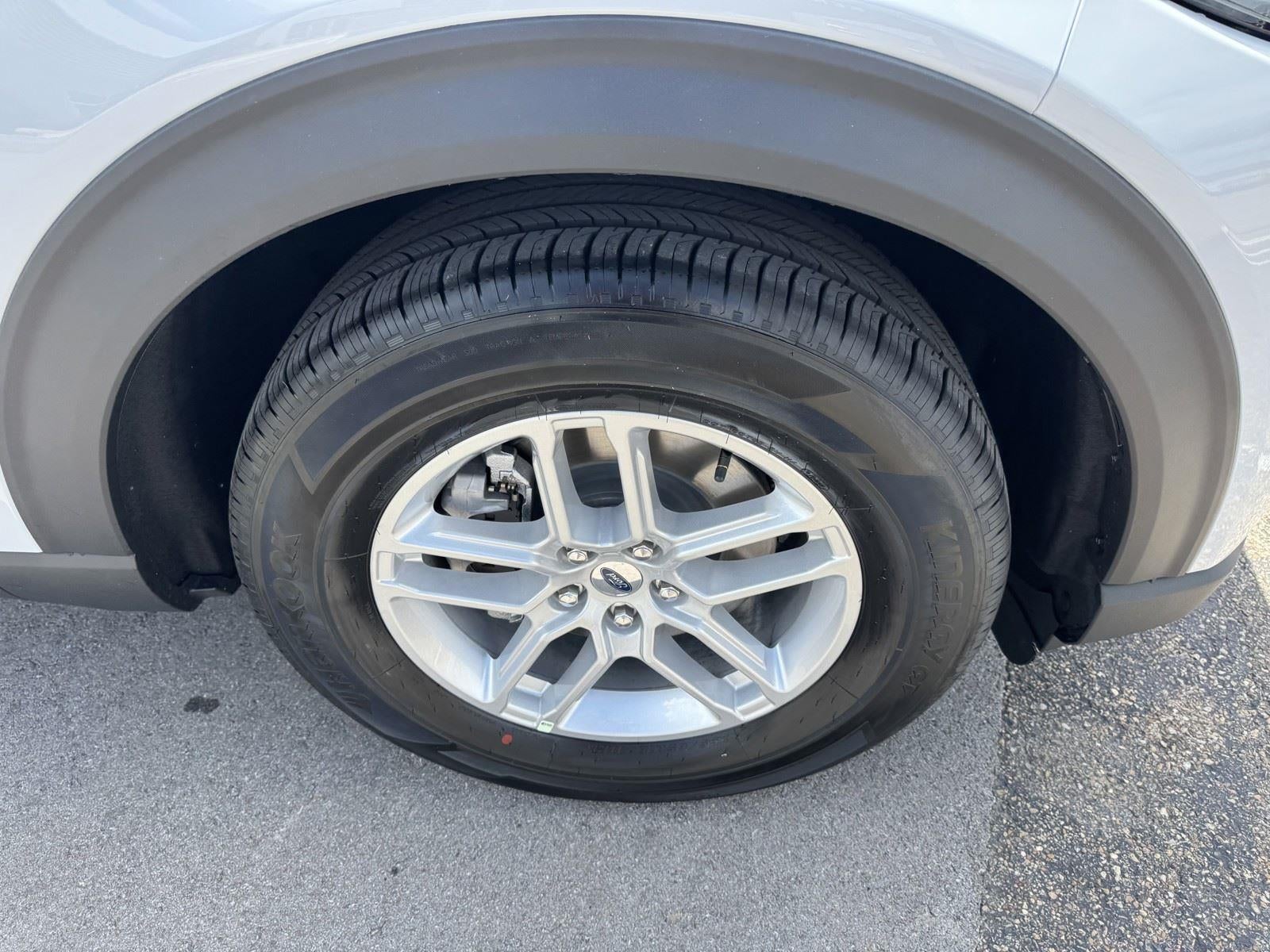 2026 Ford Explorer Active w/200A Pkg