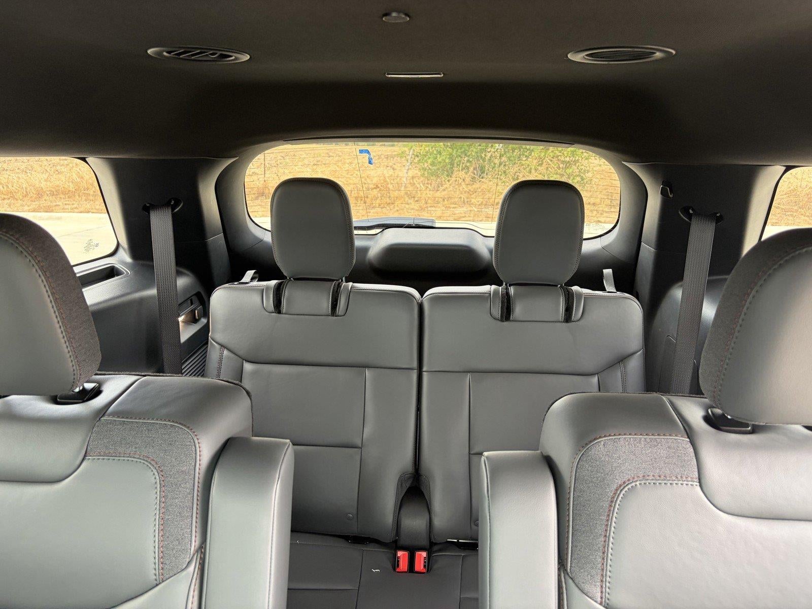 2027 Ford Explorer Active w/200A Pkg